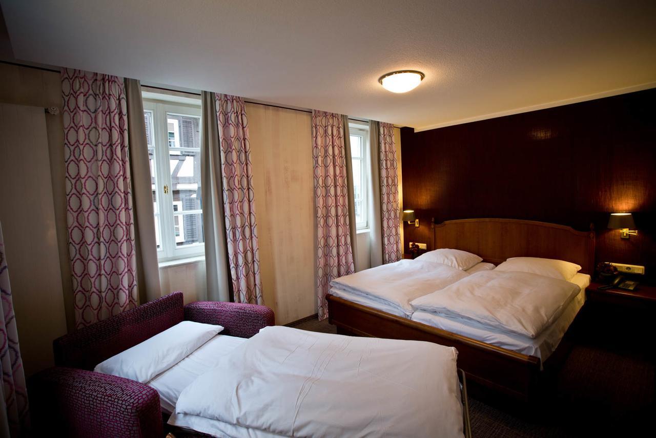 Hotel Karpfen 埃伯巴赫 外观 照片