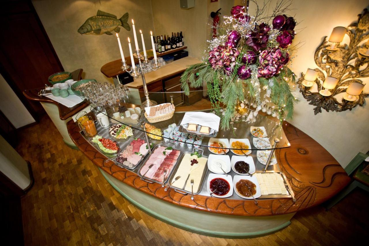 Hotel Karpfen 埃伯巴赫 外观 照片